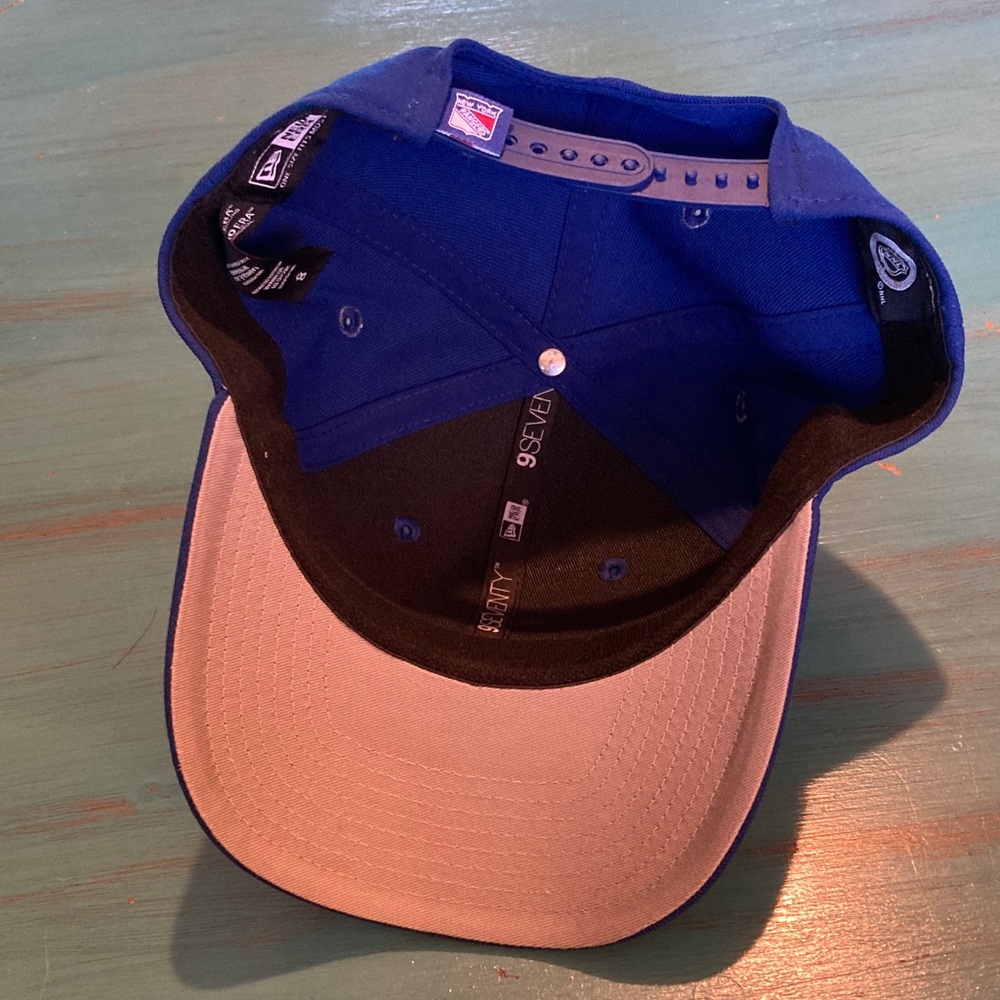 New York Rangers hat - Picture 5 of 6